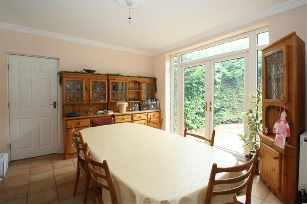 Oyo Guest House Ellipse Whetstone ภายนอก รูปภาพ